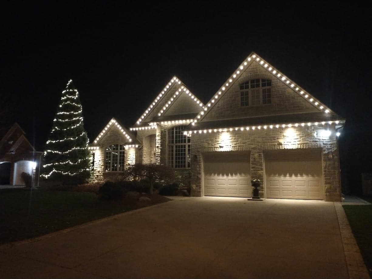 Classic Christmas Lighting professional installation in Kitchener-Waterloo Ontario