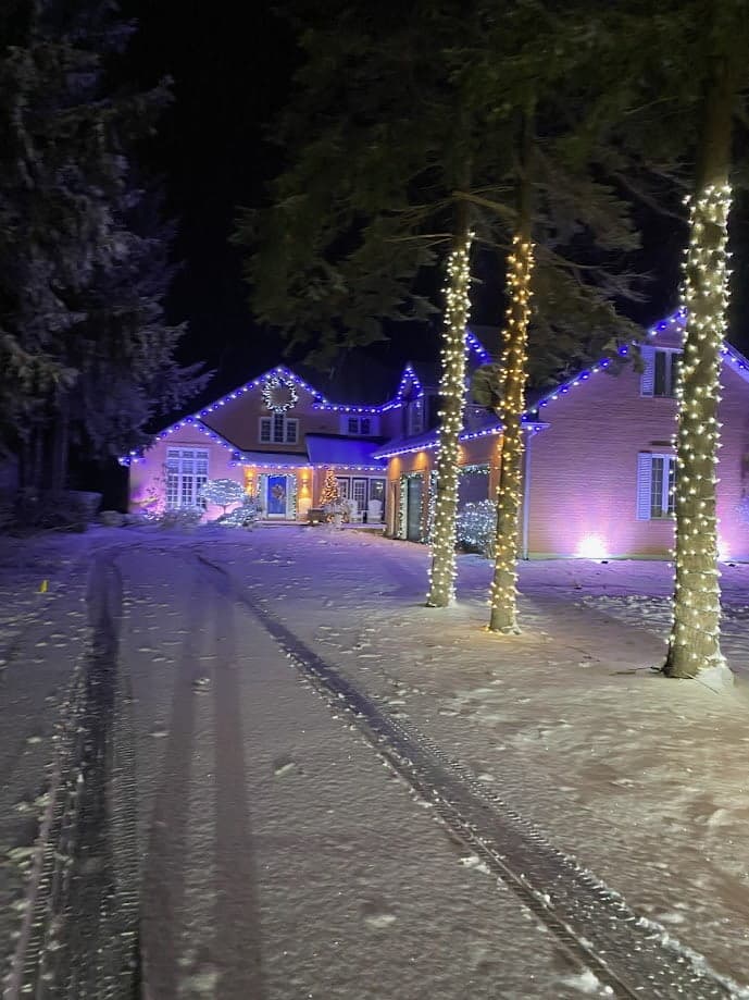 Professional Christmas light installation on a home in Kitchener-Waterloo Ontario by Classic Christmas Lighting